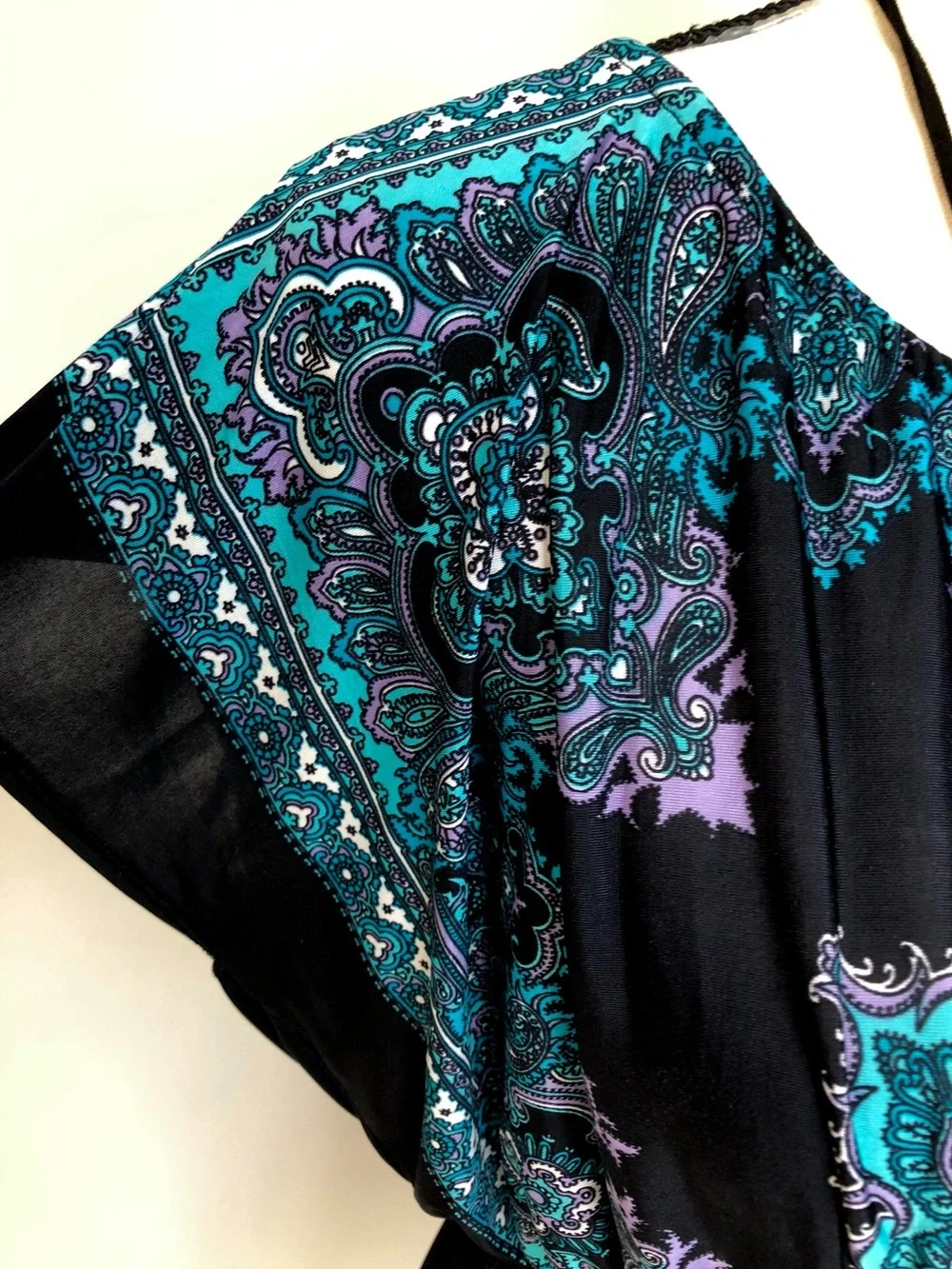 Halo Black Print Top Size XL - Picture 3 of 10